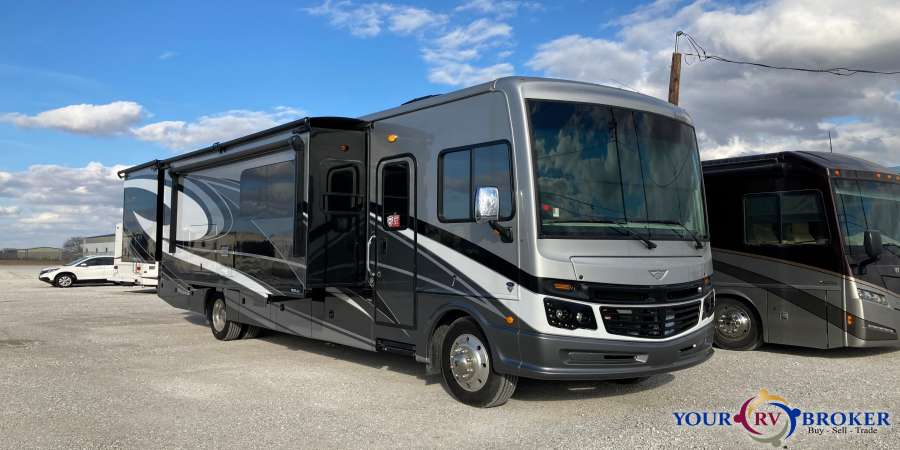 USED 2021 Fleetwood Bounder ONLY 2K MILES For sale