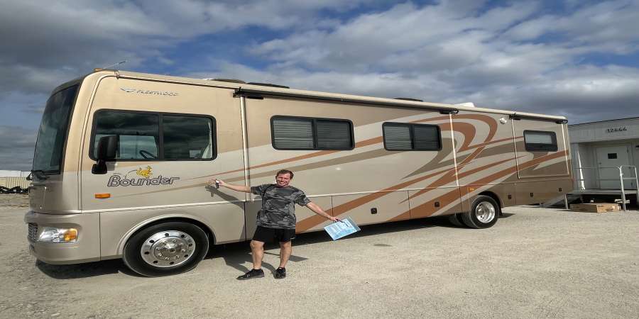 The Ultimate Guide to Buying a Used RV in Dallas