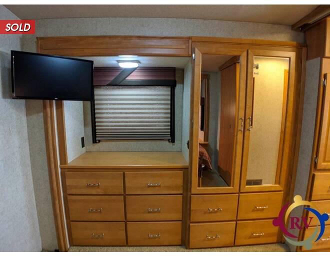 2008 Winnebago Voyage 32H Class A at Your RV Broker STOCK# 424864 Photo 58