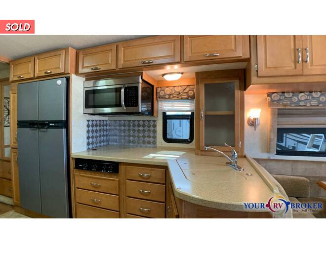 2008 Winnebago Sunrise A Ford 32H Class A at Your RV Broker STOCK# A02851 Photo 26