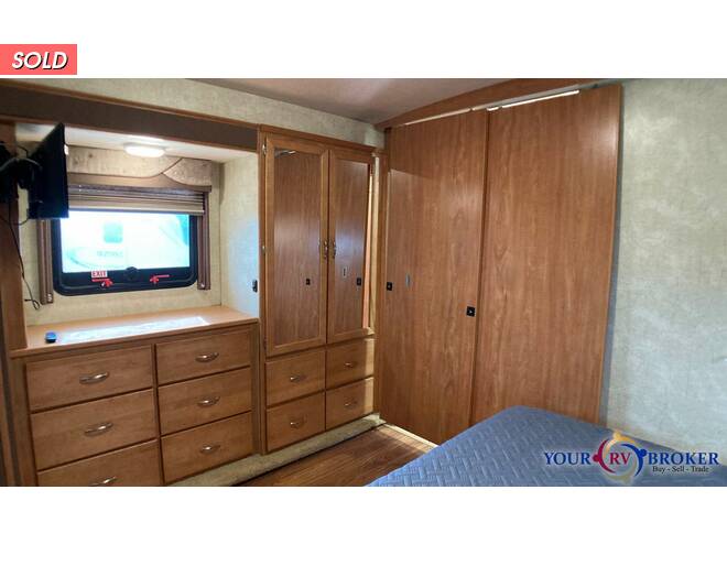 2008 Winnebago Sunrise A Ford 32H Class A at Your RV Broker STOCK# A02851 Photo 63