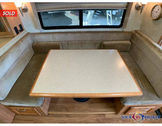 2008 Winnebago Sunrise A Ford 32H Class A at Your RV Broker STOCK# A02851 Photo 11