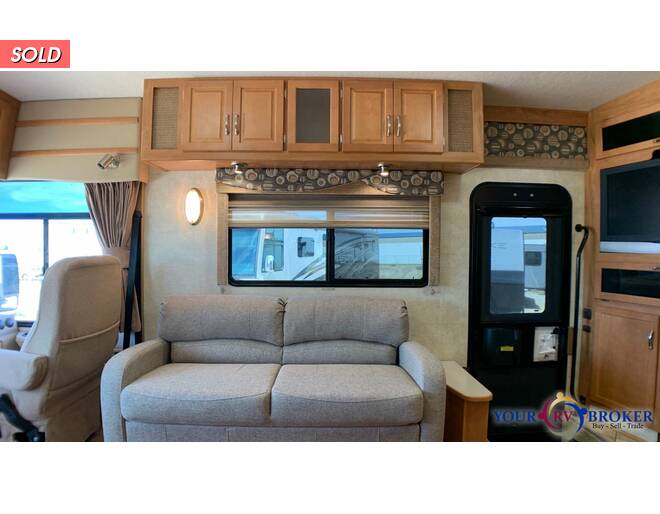 2008 Winnebago Sunrise A Ford 32H Class A at Your RV Broker STOCK# A02851 Photo 16