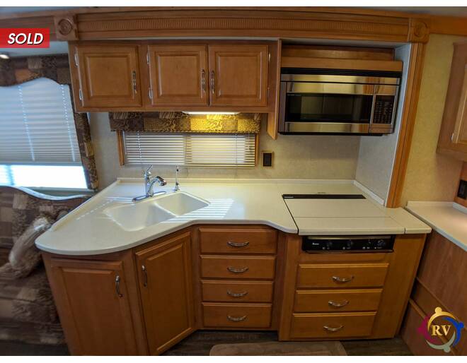 2006 Winnebago Tour Freightliner 40KD Class A at Your RV Broker STOCK# W02295 Photo 14