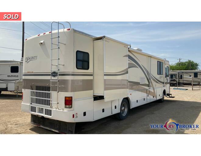 2001 Fleetwood Discovery Freightliner 37V Class A at Your RV Broker STOCK# H56831 Photo 99