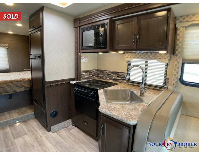 2017 Thor Freedom Elite Ford 29FE Class C at Your RV Broker STOCK# C46998 Photo 31