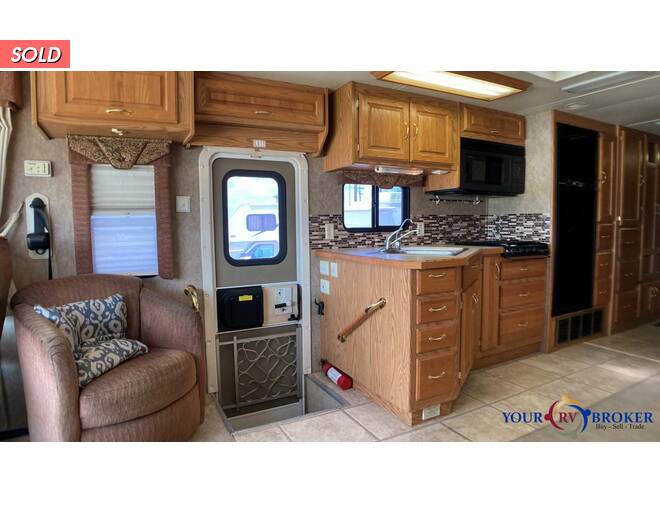 2005 Holiday Rambler Admiral SE 33PBD Class A at Your RV Broker STOCK# A13740 Photo 5