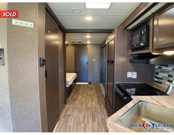 2018 Thor A.C.E. Ford 32.1 Class A at Your RV Broker STOCK# A13680 Photo 41