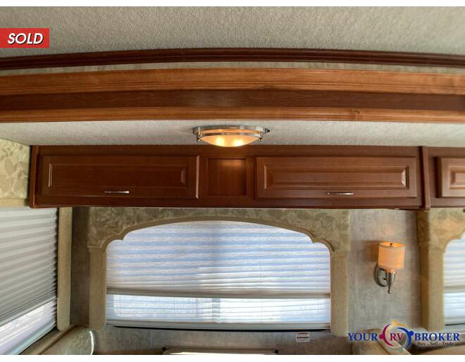 2008 Fleetwood Bounder 34G Class A at Your RV Broker STOCK# A02731 Photo 35