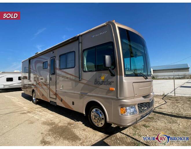2008 Fleetwood Bounder 34G Class A at Your RV Broker STOCK# A02731 Photo 88