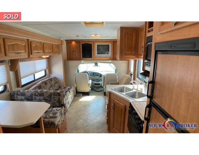 2008 Sunseeker Ford 3100SS Class C at Your RV Broker STOCK# B47044 Photo 2