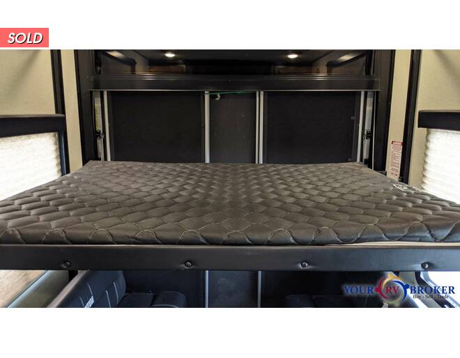 2015 Grand Design Momentum Toy Hauler 380TH Fifth Wheel at Your RV Broker STOCK# 103268 Photo 13