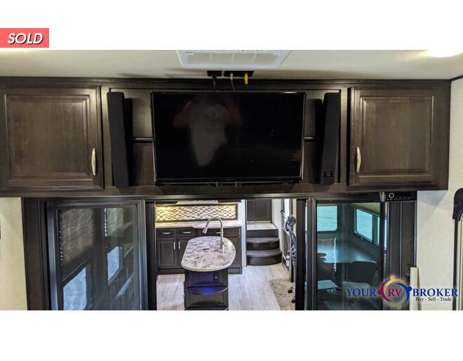 2015 Grand Design Momentum Toy Hauler 380TH Fifth Wheel at Your RV Broker STOCK# 103268 Photo 14