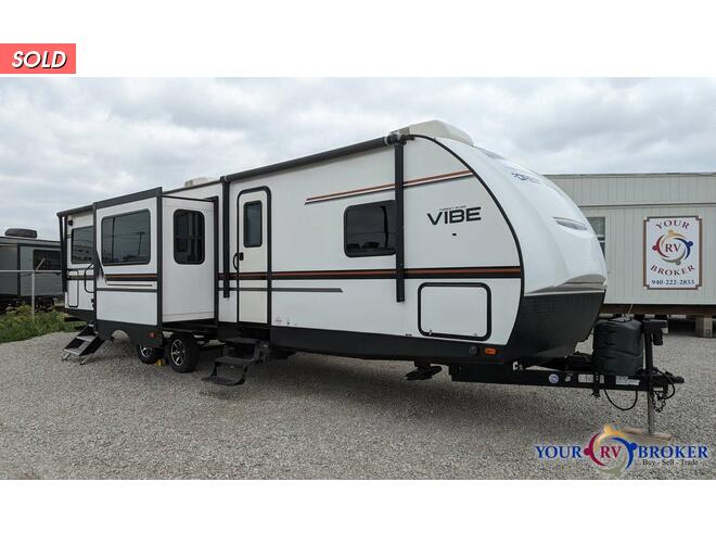 2019 Vibe 33RK Travel Trailer at Your RV Broker STOCK# 114886 Photo 3