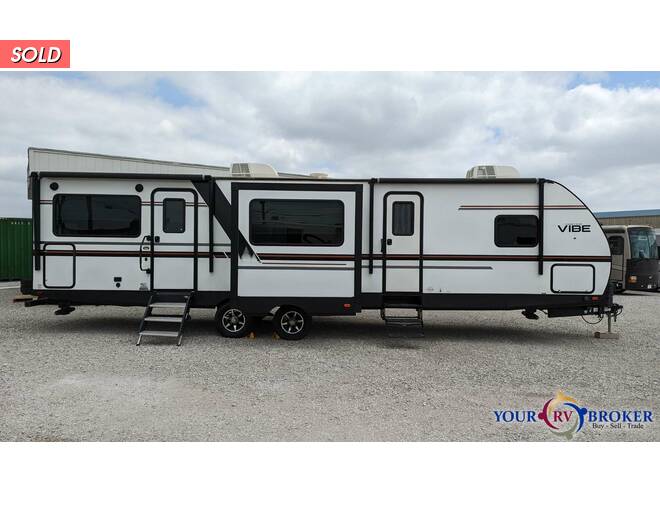 2019 Vibe 33RK Travel Trailer at Your RV Broker STOCK# 114886 Photo 4