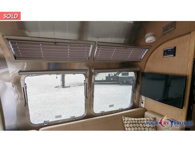 2016 Airstream Flying Cloud 27FB Travel Trailer at Your RV Broker STOCK# 536055 Photo 54