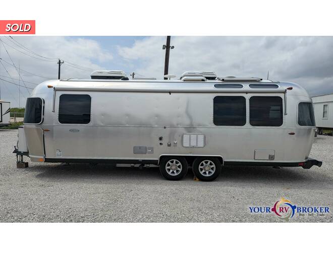 2016 Airstream Flying Cloud 27FB Travel Trailer at Your RV Broker STOCK# 536055 Photo 57