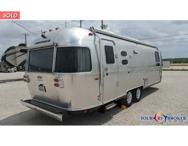 2016 Airstream Flying Cloud 27FB Travel Trailer at Your RV Broker STOCK# 536055 Photo 59