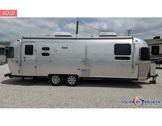 2016 Airstream Flying Cloud 27FB Travel Trailer at Your RV Broker STOCK# 536055 Photo 60