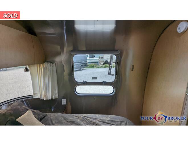 2016 Airstream Flying Cloud 27FB Travel Trailer at Your RV Broker STOCK# 536055 Photo 25