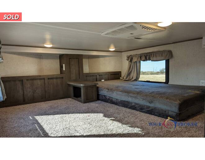 2021 Wildwood Grand Lodge 42DL Travel Trailer at Your RV Broker STOCK# 060411 Photo 9