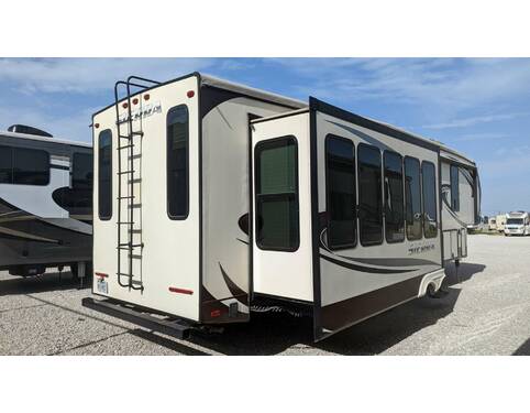 2015 Sierra 346RETS Fifth Wheel at Your RV Broker STOCK# 040115 Photo 15
