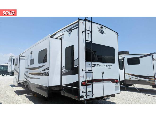 2022 Jayco North Point 377RLBH Fifth Wheel at Your RV Broker STOCK# LL0067 Photo 13