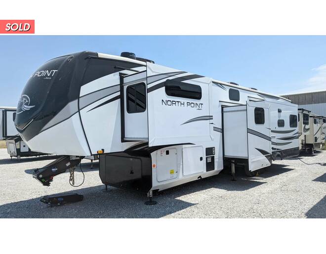 2022 Jayco North Point 377RLBH Fifth Wheel at Your RV Broker STOCK# LL0067 Photo 15