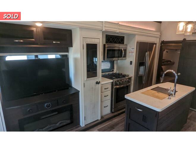 2022 Jayco North Point 377RLBH Fifth Wheel at Your RV Broker STOCK# LL0067 Photo 3