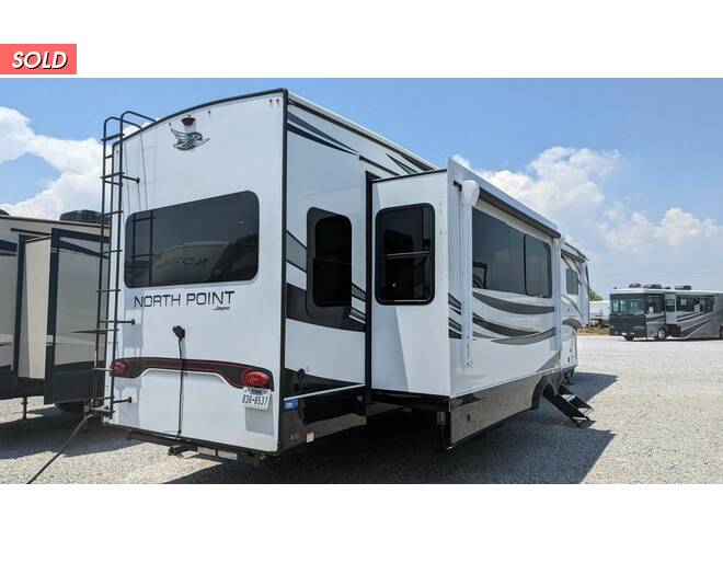 2022 Jayco North Point 377RLBH Fifth Wheel at Your RV Broker STOCK# LL0067 Photo 16