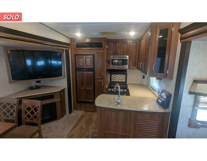 2017 Prime Time Crusader 319RKT Fifth Wheel at Your RV Broker STOCK# 120685 Photo 3