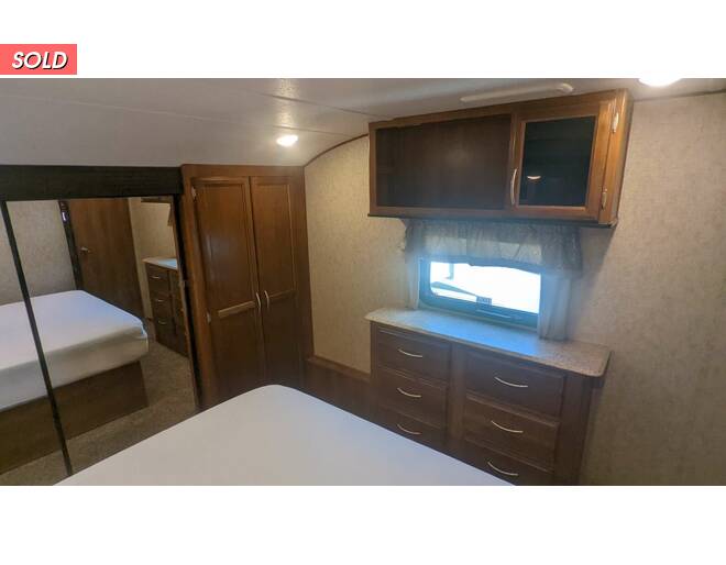 2017 Prime Time Crusader 319RKT Fifth Wheel at Your RV Broker STOCK# 120685 Photo 12