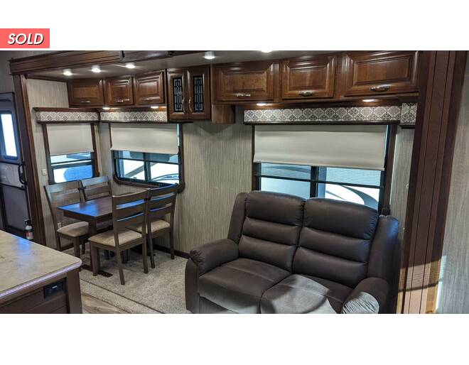 2018 DRV Mobile Suites Aire 38 Fifth Wheel at Your RV Broker STOCK# 347605 Photo 6