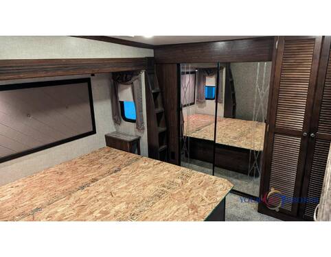 2016 Heartland Gateway 3500RE Fifth Wheel at Your RV Broker STOCK# 303524 Photo 12