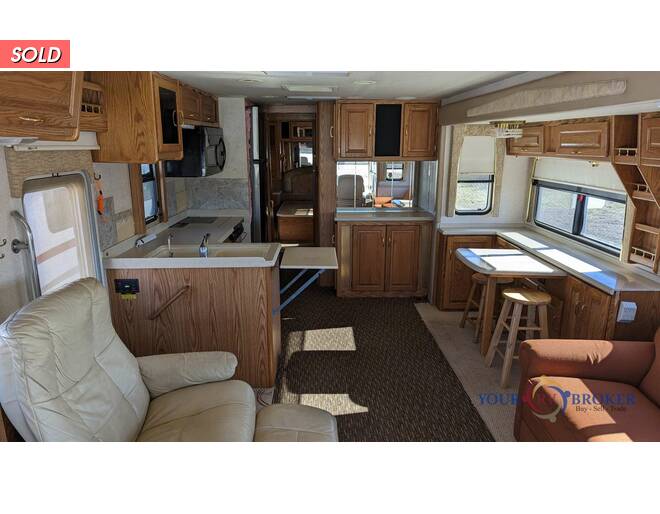 2001 National RV Marlin 370 Class A at Your RV Broker STOCK# 039191-3 Exterior Photo