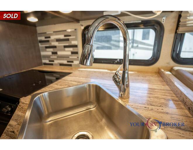 2019 Thor A.C.E. 30.2 Class A at Your RV Broker STOCK# A15095 Photo 21