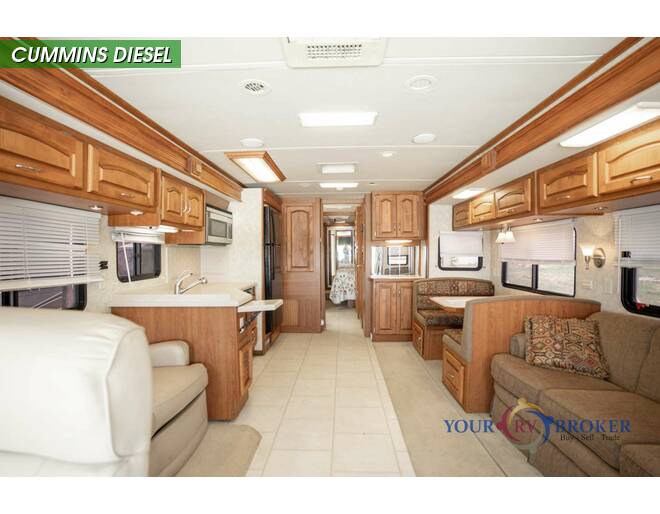 2007 Holiday Rambler Neptune 38PBT Class A at Your RV Broker STOCK# 044116 Photo 2