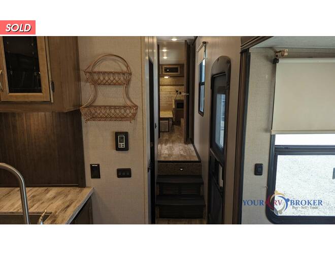 2021 Coachmen Chaparral 373MBRB Fifth Wheel at Your RV Broker STOCK# 325520 Photo 6