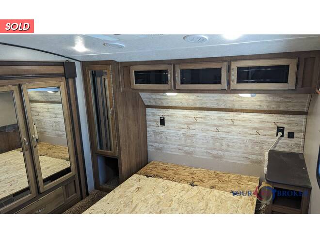 2021 Coachmen Chaparral 373MBRB Fifth Wheel at Your RV Broker STOCK# 325520 Photo 30