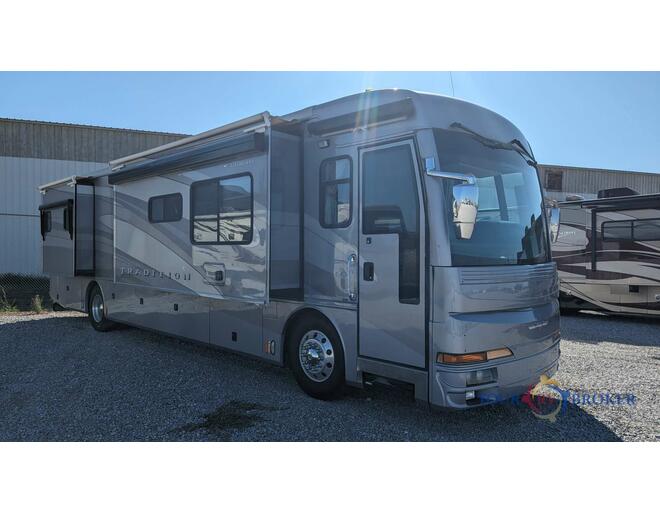 2005 American Coach American Tradition Liberty 40L Class A at Your RV Broker STOCK# 049120 Exterior Photo
