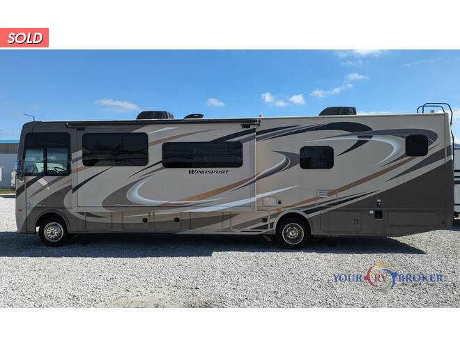 2018 Thor Windsport Ford F-53 35M Class A at Your RV Broker STOCK# A06467 Photo 33