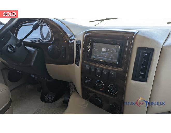 2018 Thor Windsport Ford F-53 35M Class A at Your RV Broker STOCK# A06467 Photo 6