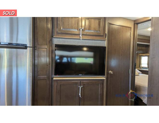 2018 Thor Windsport Ford 35M Class A at Your RV Broker STOCK# A06467 Photo 18