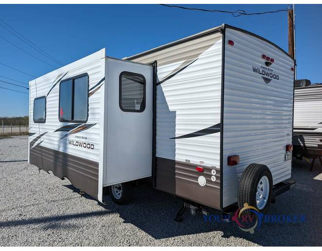 2018 Wildwood 26TBSS Travel Trailer at Your RV Broker STOCK# 263698 Photo 22
