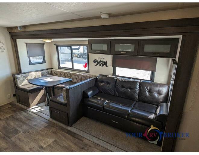 2018 Wildwood 26TBSS Travel Trailer at Your RV Broker STOCK# 263698 Photo 10