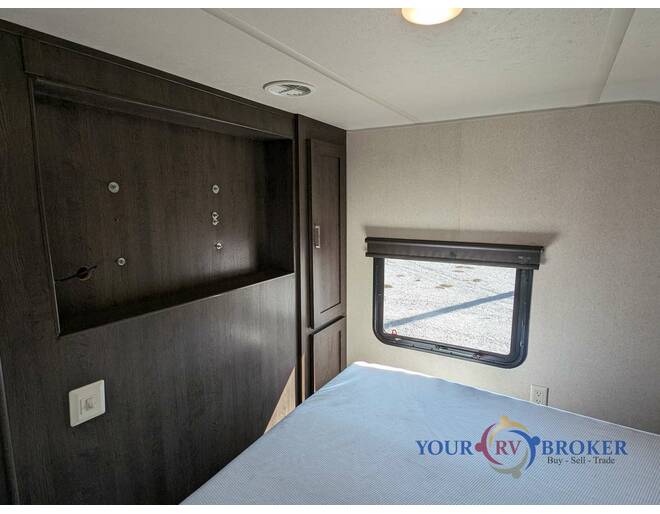 2018 Wildwood 26TBSS Travel Trailer at Your RV Broker STOCK# 263698 Photo 18
