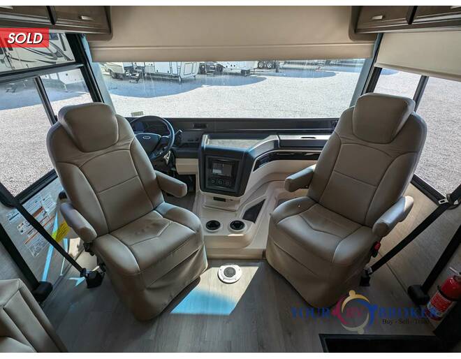 2021 Entegra Coach Vision Ford F-53 31V Class A at Your RV Broker STOCK# A06803 Photo 9