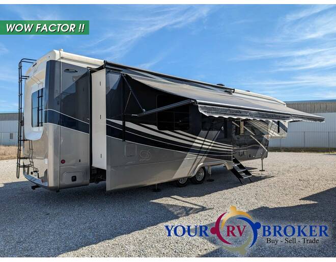 2022 DRV Mobile Suites 41RKDB Fifth Wheel at Your RV Broker STOCK# 484949 Photo 17