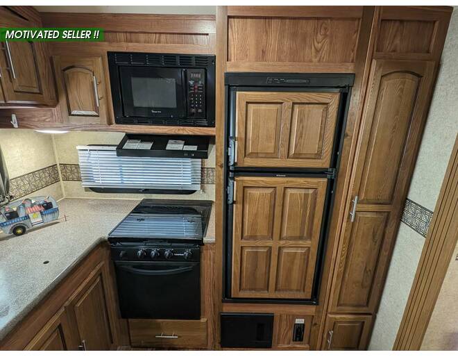 2014 Rockwood Signature Ultra Lite 8280WS Fifth Wheel at Your RV Broker STOCK# 857754 Photo 7