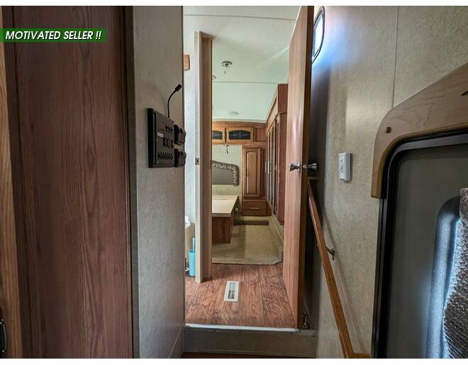 2014 Rockwood Signature Ultra Lite 8280WS Fifth Wheel at Your RV Broker STOCK# 857754 Photo 15